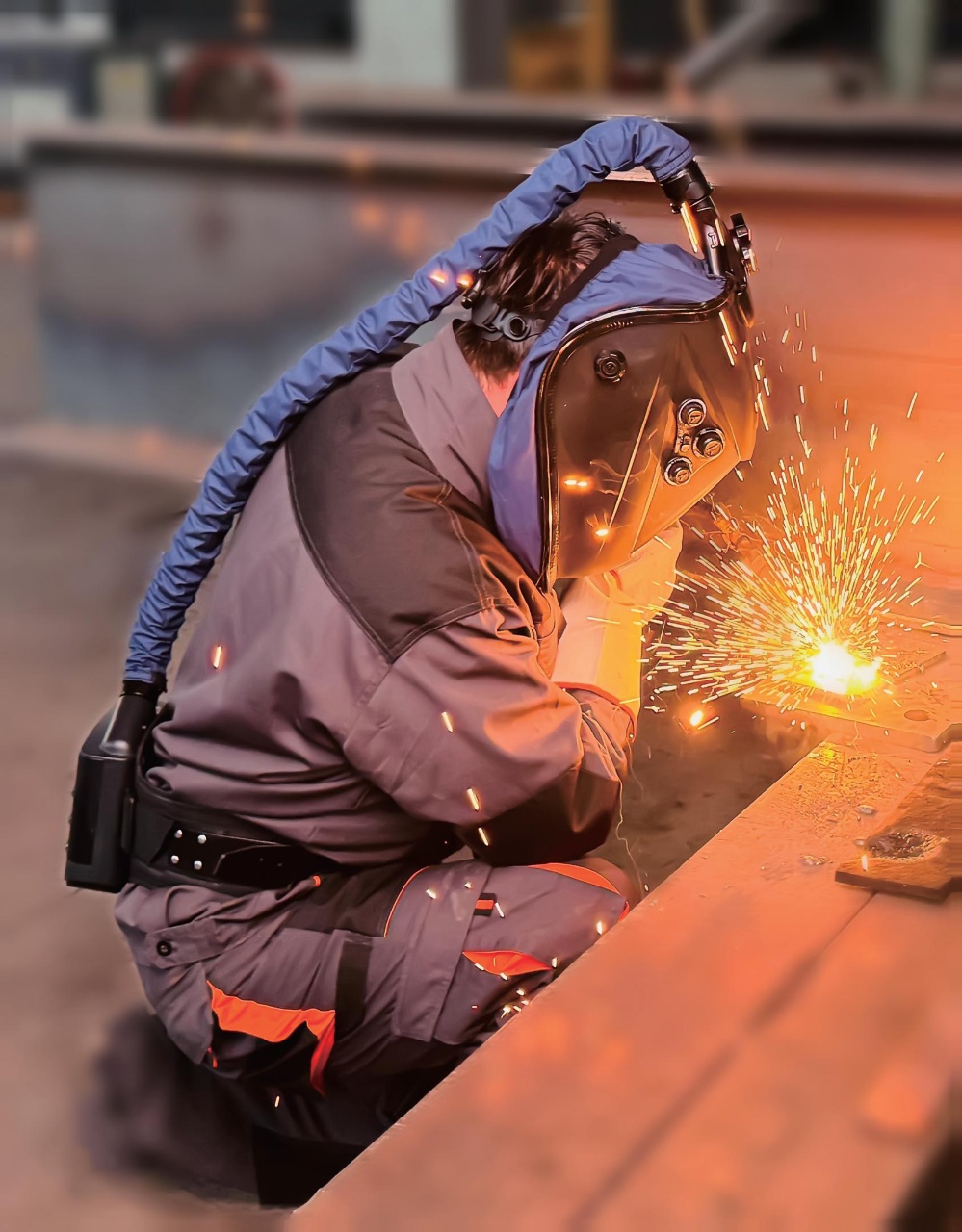 Welding Air Supply Device With Welding Helmet